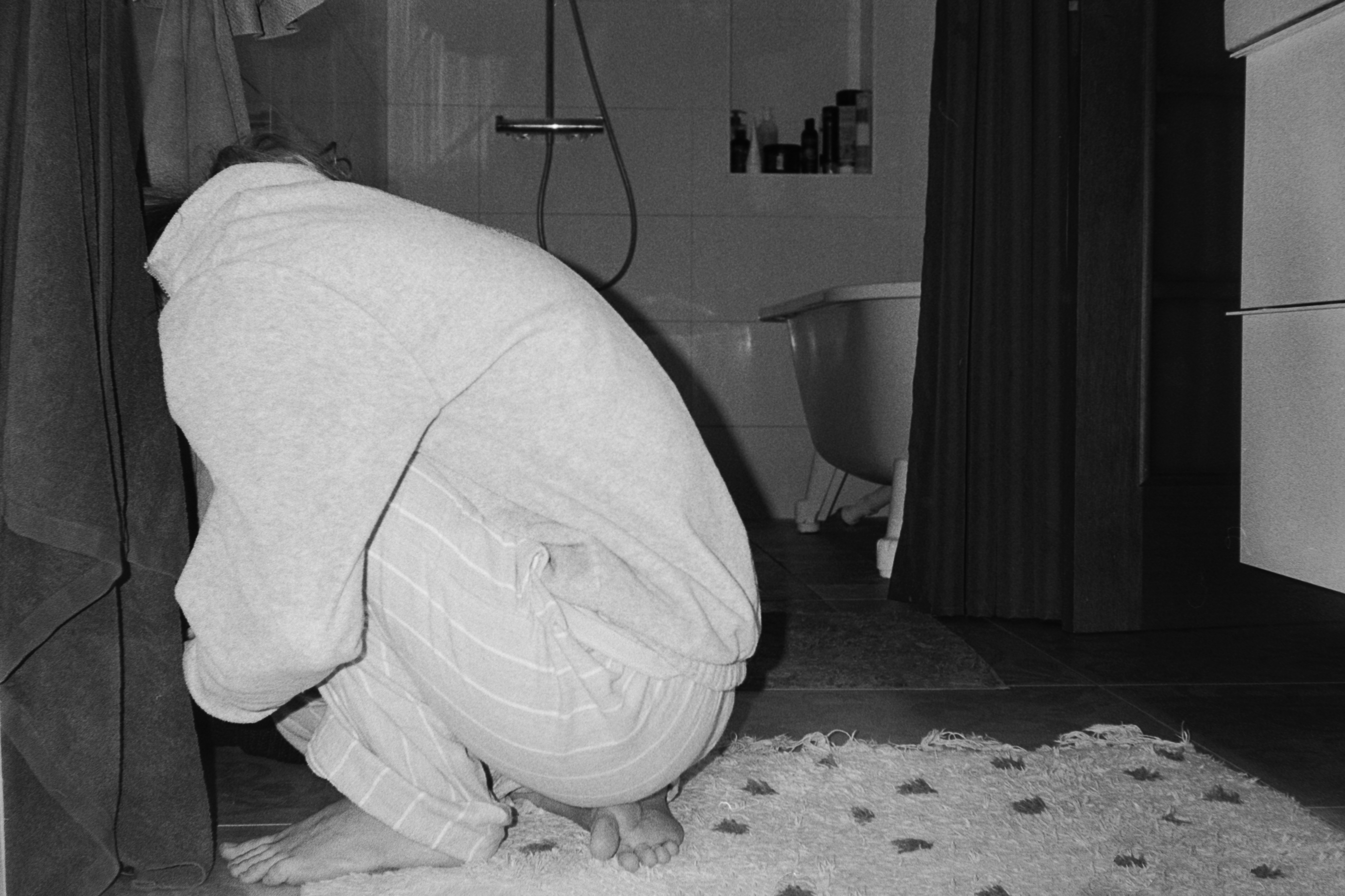 A selection of photographs - Vici in the bathroom